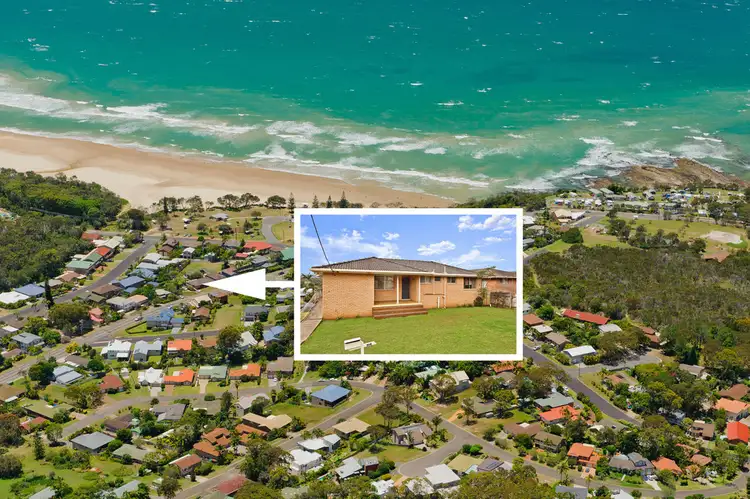 986 Ocean Drive, Bonny Hills NSW 2445