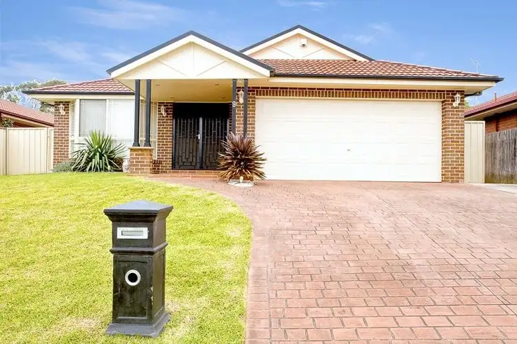 9 Gunnedah Road, Hoxton Park NSW 2171