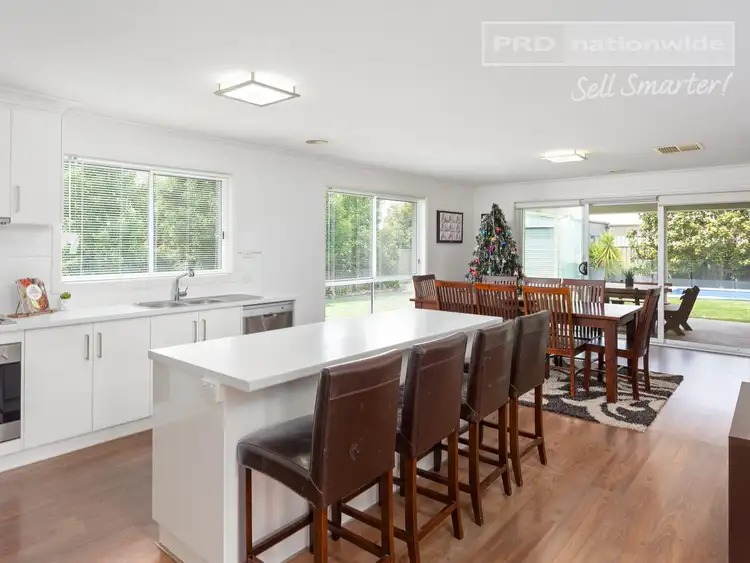 Fifth view of Homely house listing, 3 Yulong Place, Glenfield Park NSW 2650