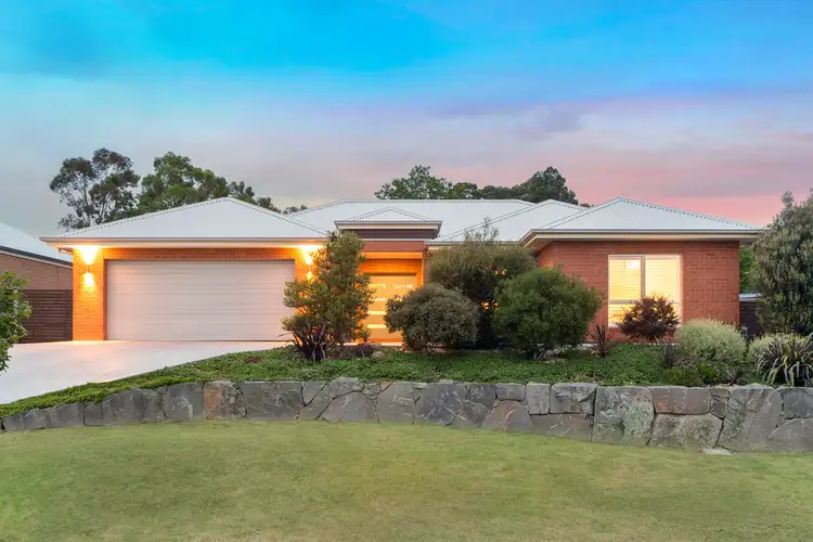 11 Harvard Court, Gisborne VIC 3437