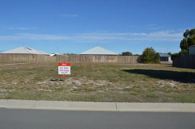 34 TULIPWOOD DRIVE, Burrum Heads QLD 4659