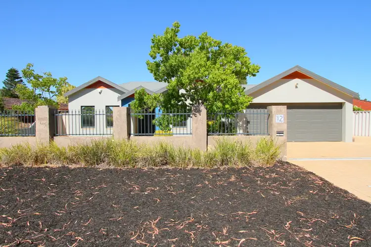 12 Wandarra Close, Karawara WA 6152