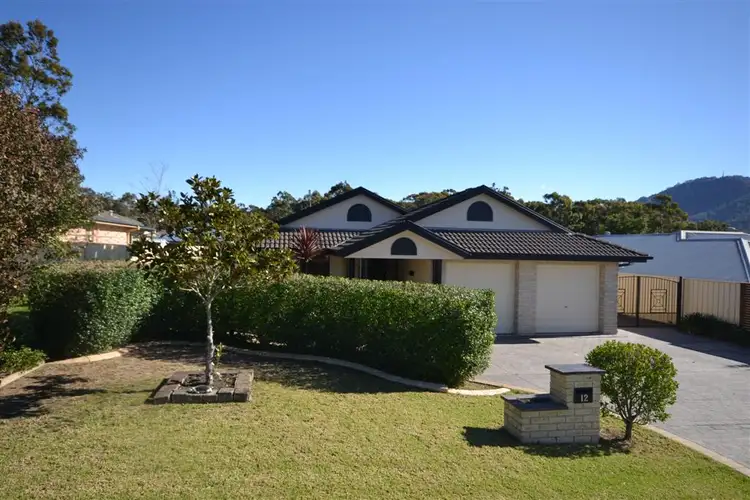 12 Freesia Cresent, Bomaderry NSW 2541