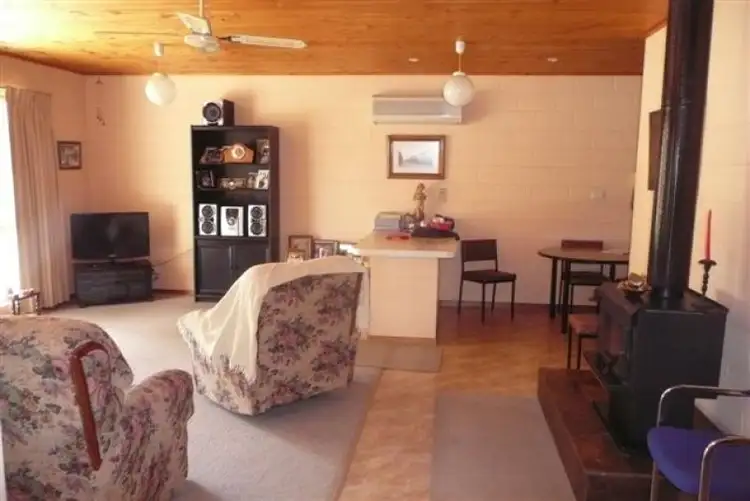 Fifth view of Homely house listing, 43 Hoyt Street, Lindenow VIC 3865