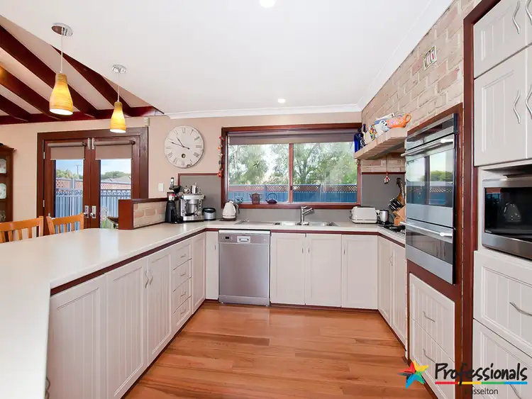 Second view of Homely house listing, 7 Donald Way, Geographe WA 6280