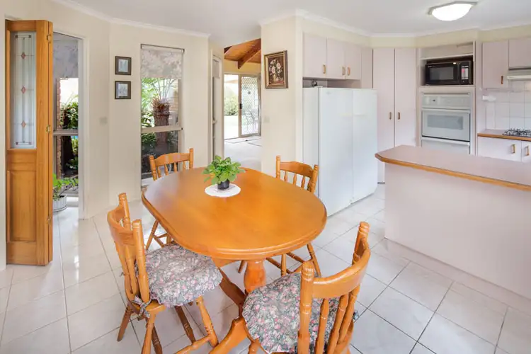 Sixth view of Homely house listing, 7 Lachlan Court, Sunbury VIC 3429