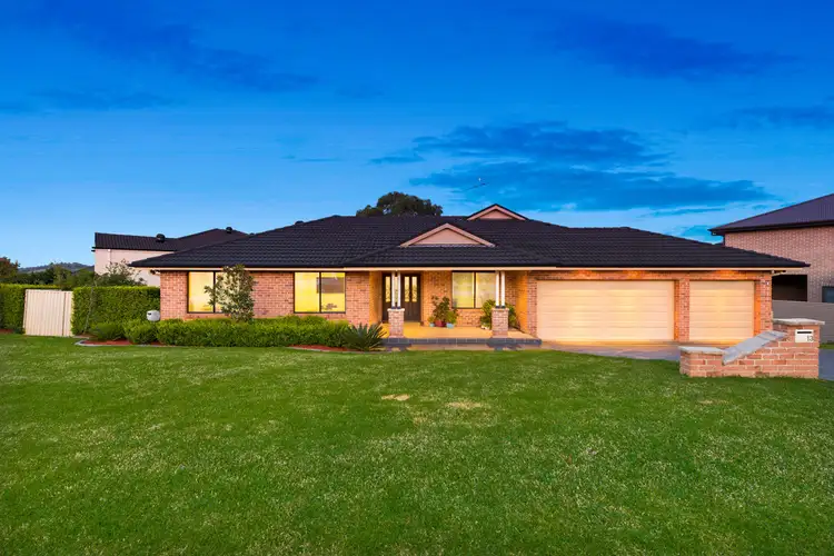 13 LOMANDRA CRESCENT, Mount Annan NSW 2567