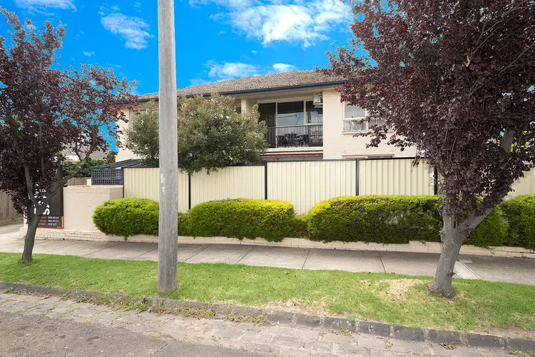 1/12 Schofield Street, Essendon VIC 3040