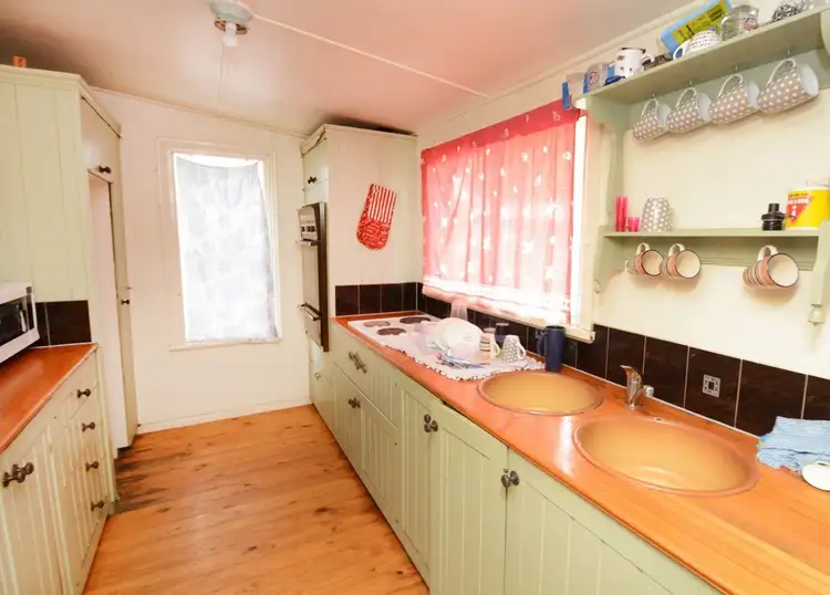 Seventh view of Homely house listing, 121 Pasadena Grove, Mildura VIC 3500