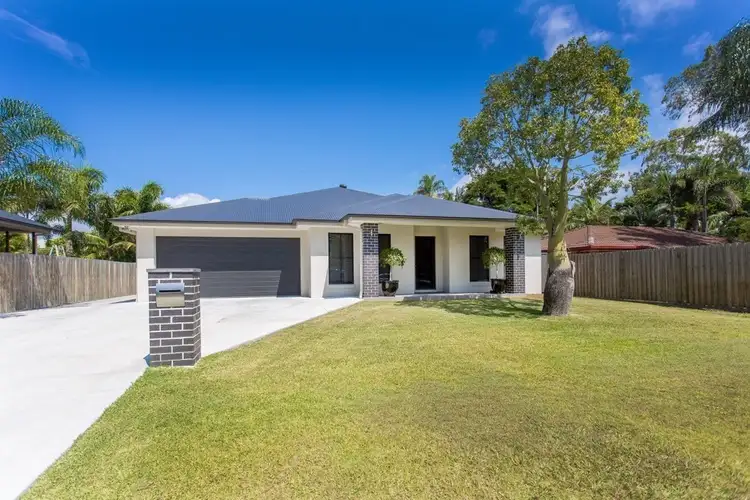 3 Roma Street, Scarborough QLD 4020