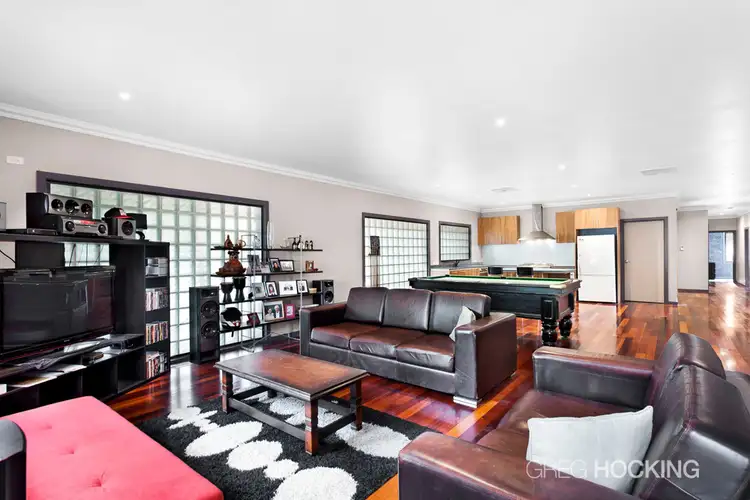 14 Viola Avenue, Brooklyn VIC 3012