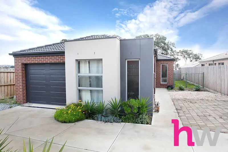 Main view of Homely townhouse listing, 3/10 Oriondo Way, Marshall VIC 3216