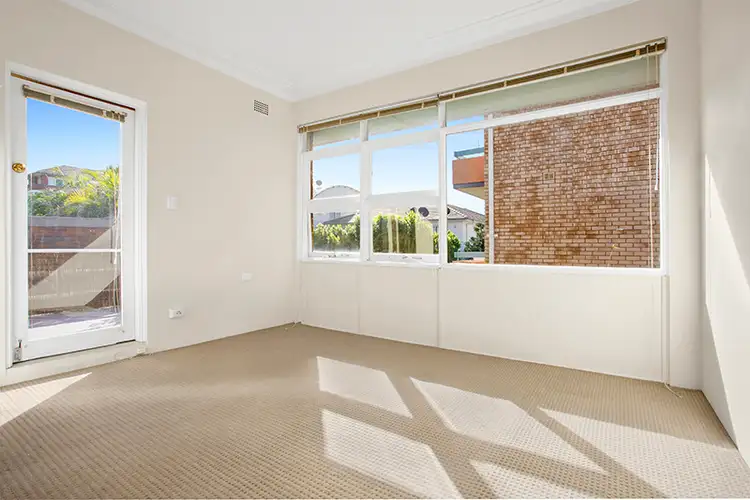 Third view of Homely unit listing, 8/102 Marine Parade, Maroubra NSW 2035