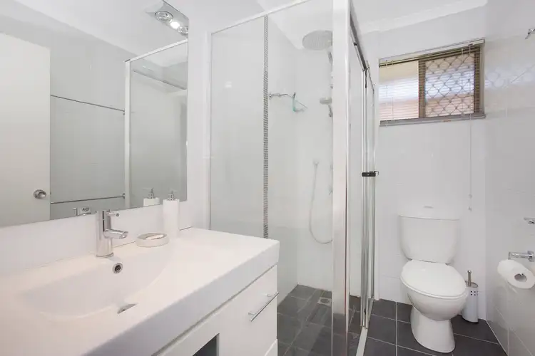 Seventh view of Homely villa listing, 4 / 7 Honeysuckle Street, Tweed Heads West NSW 2485