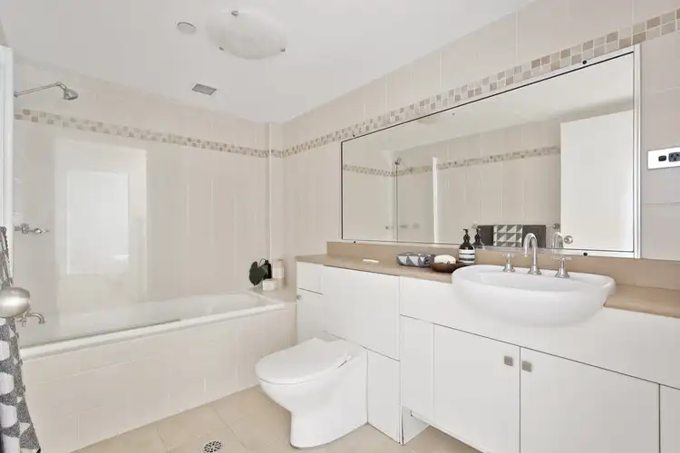 Fifth view of Homely apartment listing, 2/1 Wiley Street, Chippendale NSW 2008