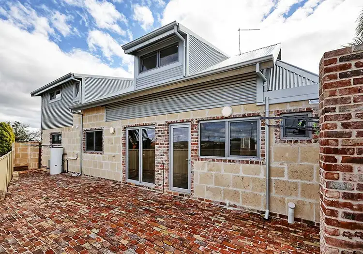 11a Morton Road, Hamilton Hill WA 6163