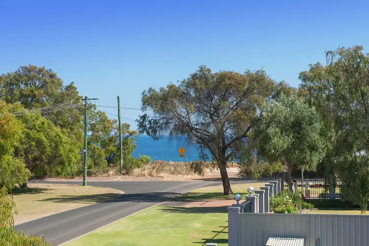 Sixth view of Homely house listing, 5 Julianne Street, Broadwater WA 6280