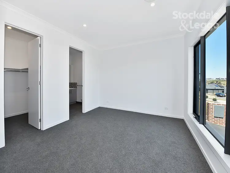 Third view of Homely house listing, 1/10 Peas Hill Court, Attwood VIC 3049