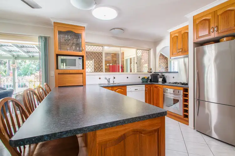 Seventh view of Homely house listing, 4 Echidna Court, Gooburrum QLD 4670