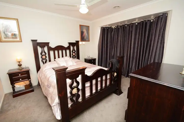 Second view of Homely house listing, 5 Holyoake Way, Mildura VIC 3500