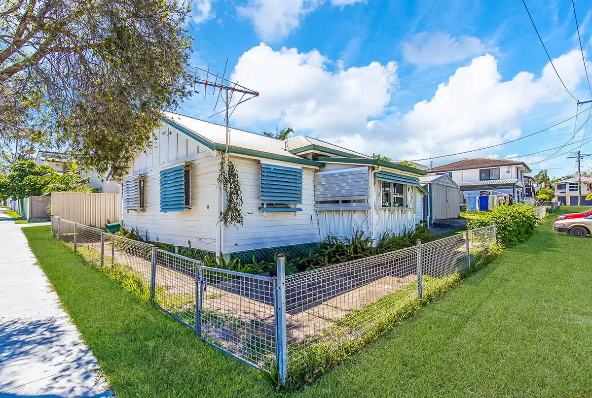Main view of Homely house listing, 12 Robertson Avenue, Margate QLD 4019