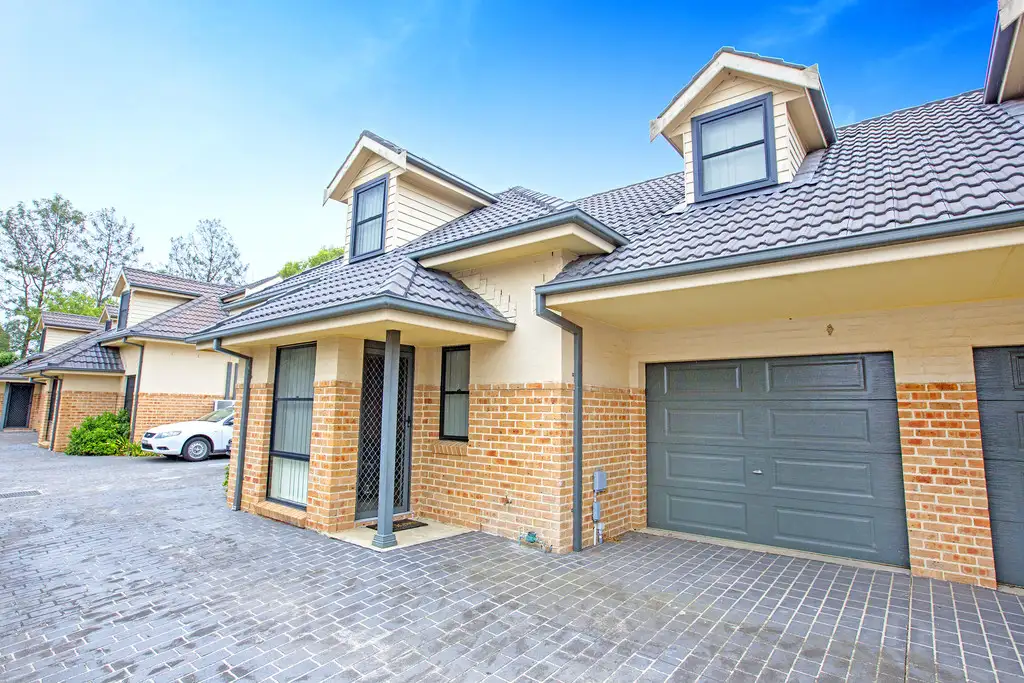 Main view of Homely townhouse listing, 2/63 College Street, Cambridge Park NSW 2747