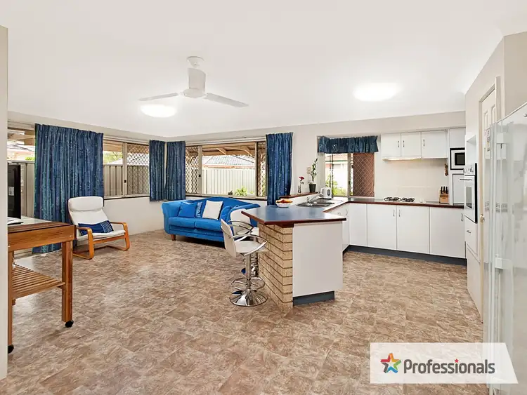 Third view of Homely house listing, 2/30 Kingfisher Boulevard, Broadwater WA 6280