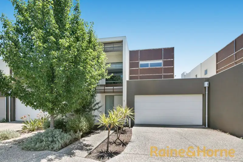 Main view of Homely house listing, 5/1-5 The Close, Caroline Springs VIC 3023