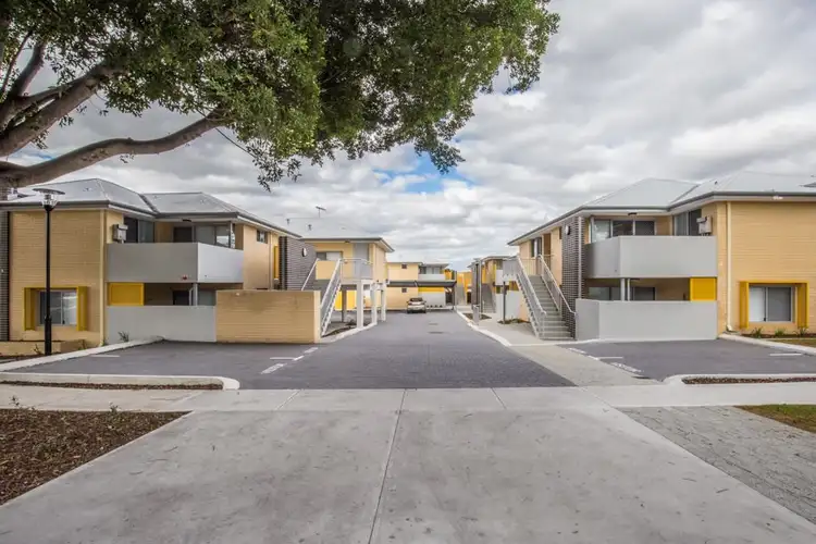 2/23 Thor Street, Innaloo WA 6018
