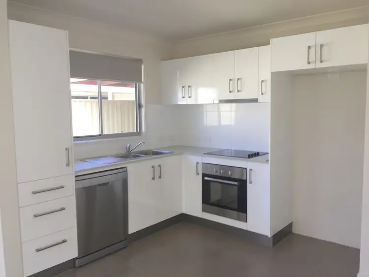 Seventh view of Homely house listing, 36/73 CENTENARY, Middlemount QLD 4746