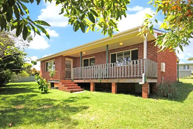 9 Bonnie Troon Close, Dolphin Point NSW 2539