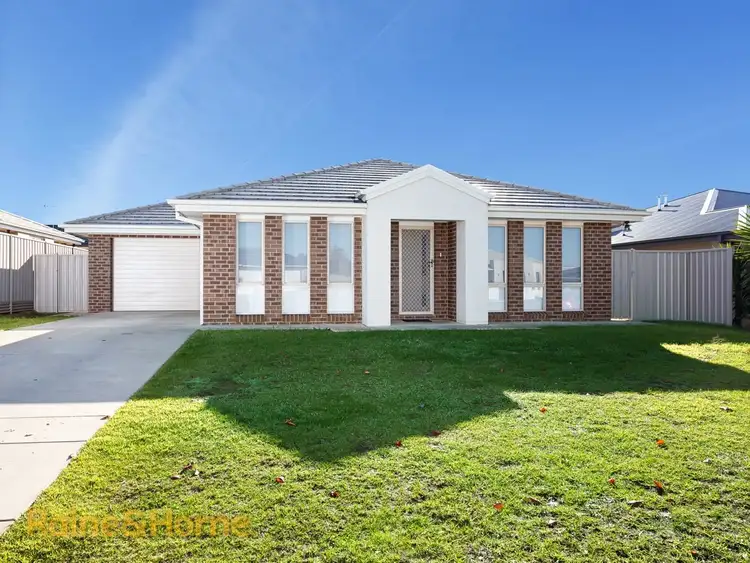 6 Yulong Street, Glenfield Park NSW 2650