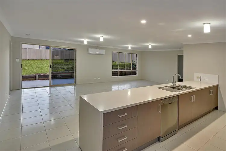 36 Kirsten Dve, Glass House Mountains QLD 4518