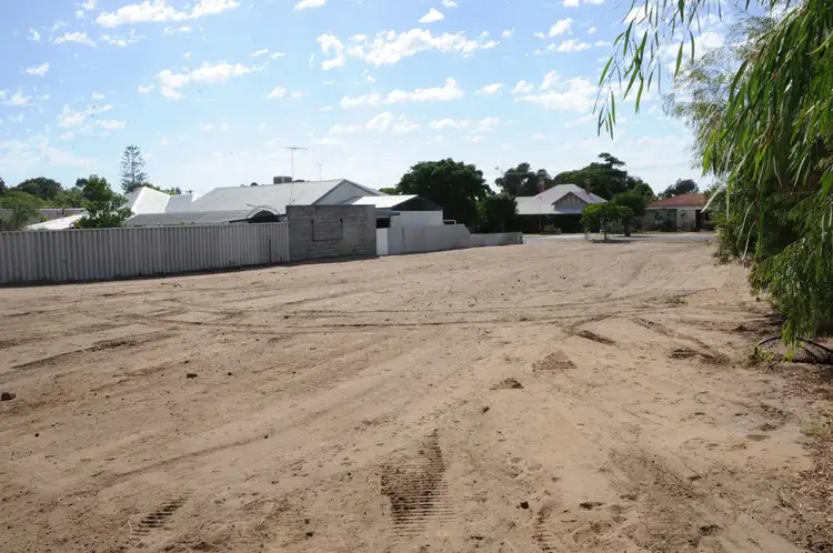 8 Karri Street, Bunbury WA 6230