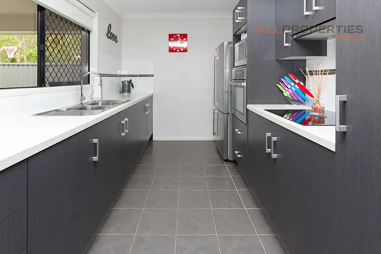 Second view of Homely house listing, 8 Quiet Court, Heritage Park QLD 4118