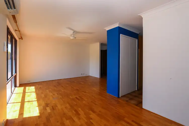 Sixth view of Homely house listing, 6 Waterloo Court, Alexander Heights WA 6064