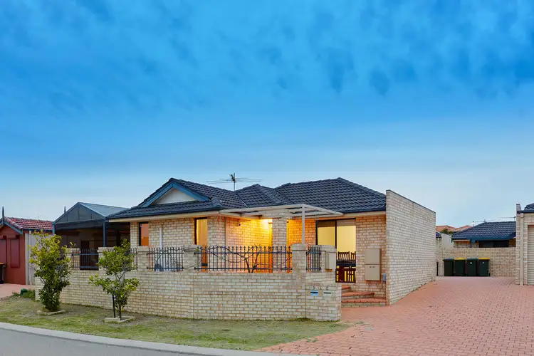 4D Salina Way, Yangebup WA 6164