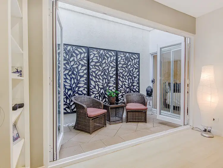 Sixth view of Homely house listing, 2/216 Arcadia Drive, Safety Bay WA 6169