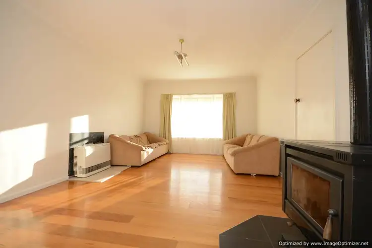 Second view of Homely house listing, 4 Dean Street, Bairnsdale VIC 3875