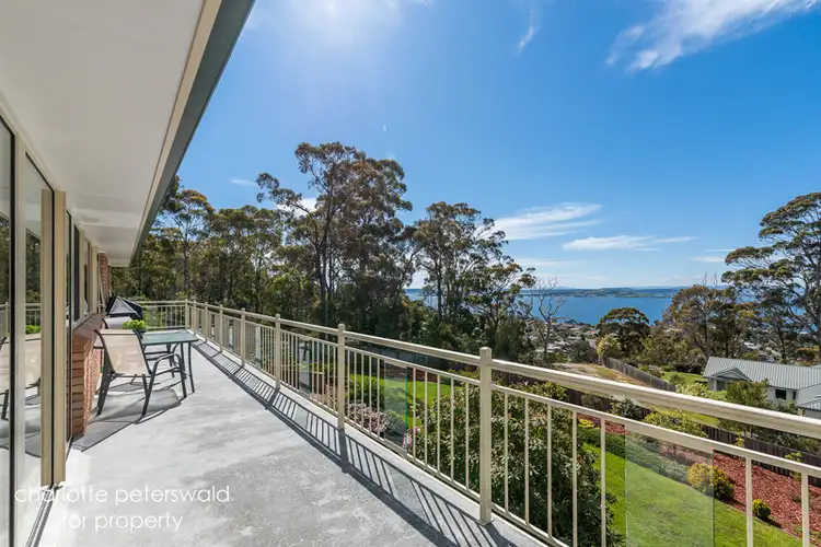 20 Honeysuckle Drive, Blackmans Bay TAS 7052