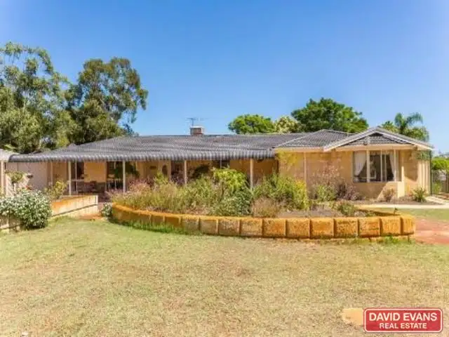 31 Gibbs Road, Nowergup WA 6032