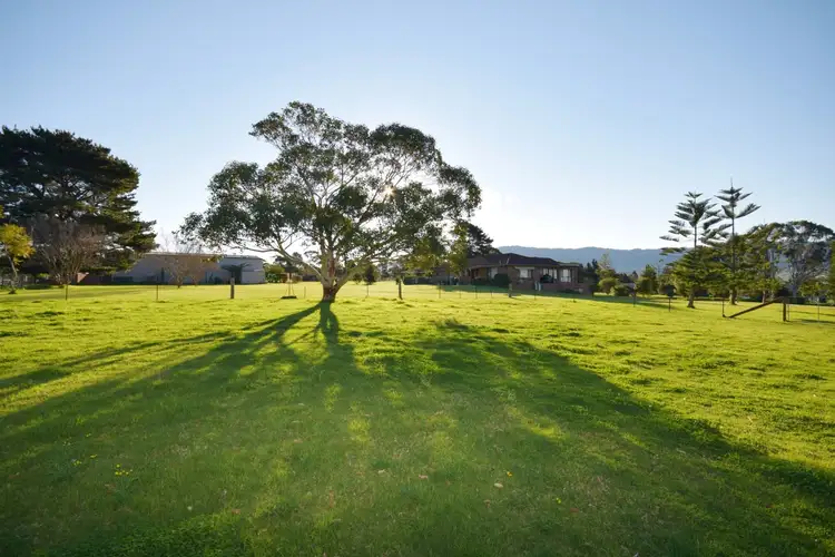 72A Edwards Avenue, Bomaderry NSW 2541
