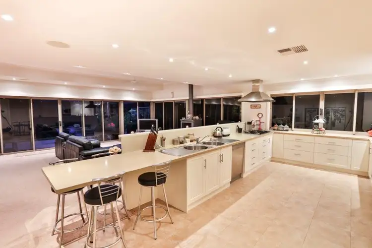 Fifth view of Homely house listing, 110 Cootamundra Avenue, Red Cliffs VIC 3496