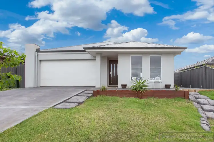 34 Chestnut Ave, Gillieston Heights NSW 2321