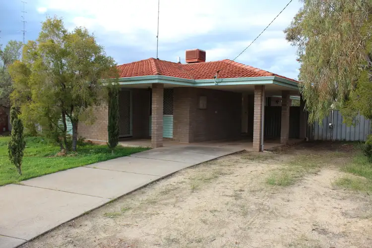 69 Charles St, Northam WA 6401
