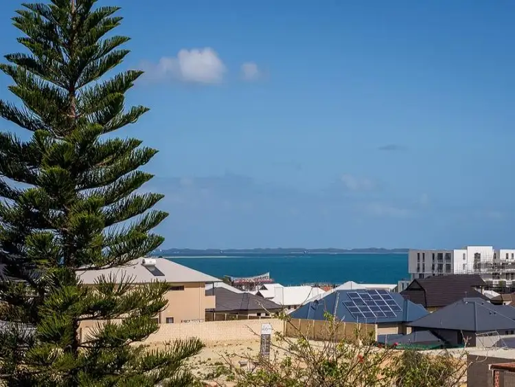 Fourth view of Homely house listing, 18 Pantheon Avenue, North Coogee WA 6163