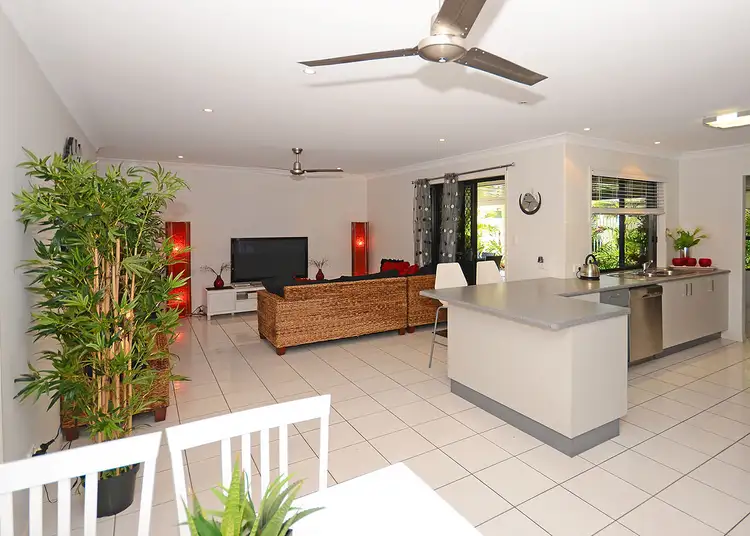 Sixth view of Homely house listing, 4 Lucas Dr, Burrum Heads QLD 4659