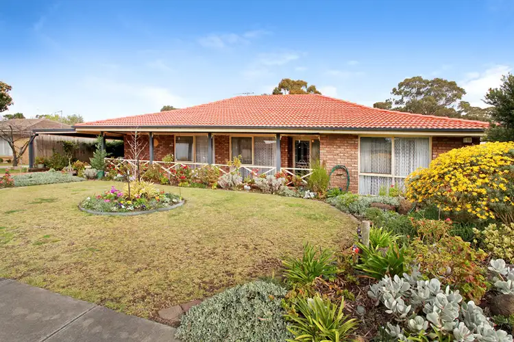 123 West Melton Drive, Melton West VIC 3337