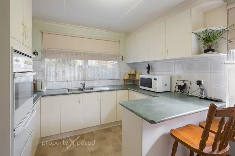 Sixth view of Homely house listing, 2 Scarlet Drive, Doveton VIC 3177