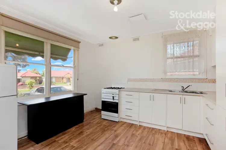Sixth view of Homely unit listing, 5A Tambo Avenue, Reservoir VIC 3073